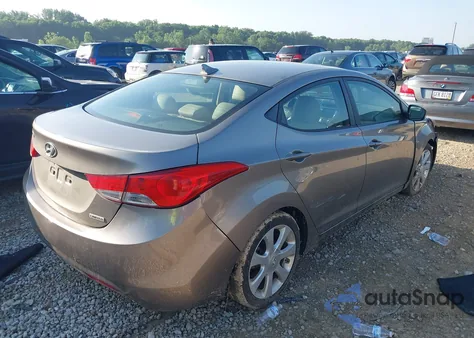 2013 Hyundai Elantra Limited z USA, uszkodzony, nr VIN 5NPDH4AE9DH200394